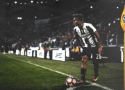 开云棋牌入口-当国王遇见雷霆，布伦森的舞台法则—聚光灯越炽烈，剑锋越寒芒