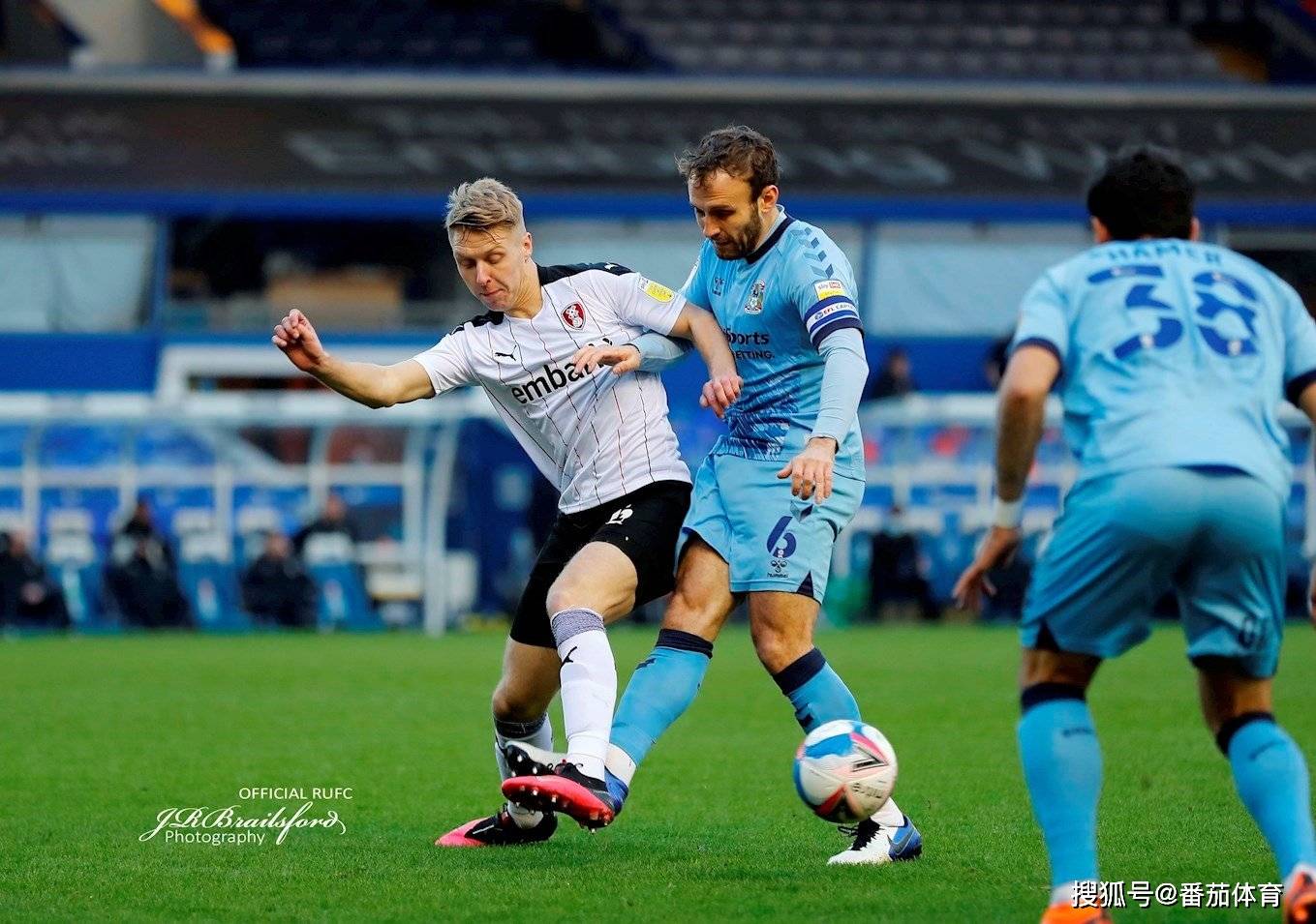 关于北京人和在主场力克延边富德，回勇表现的信息