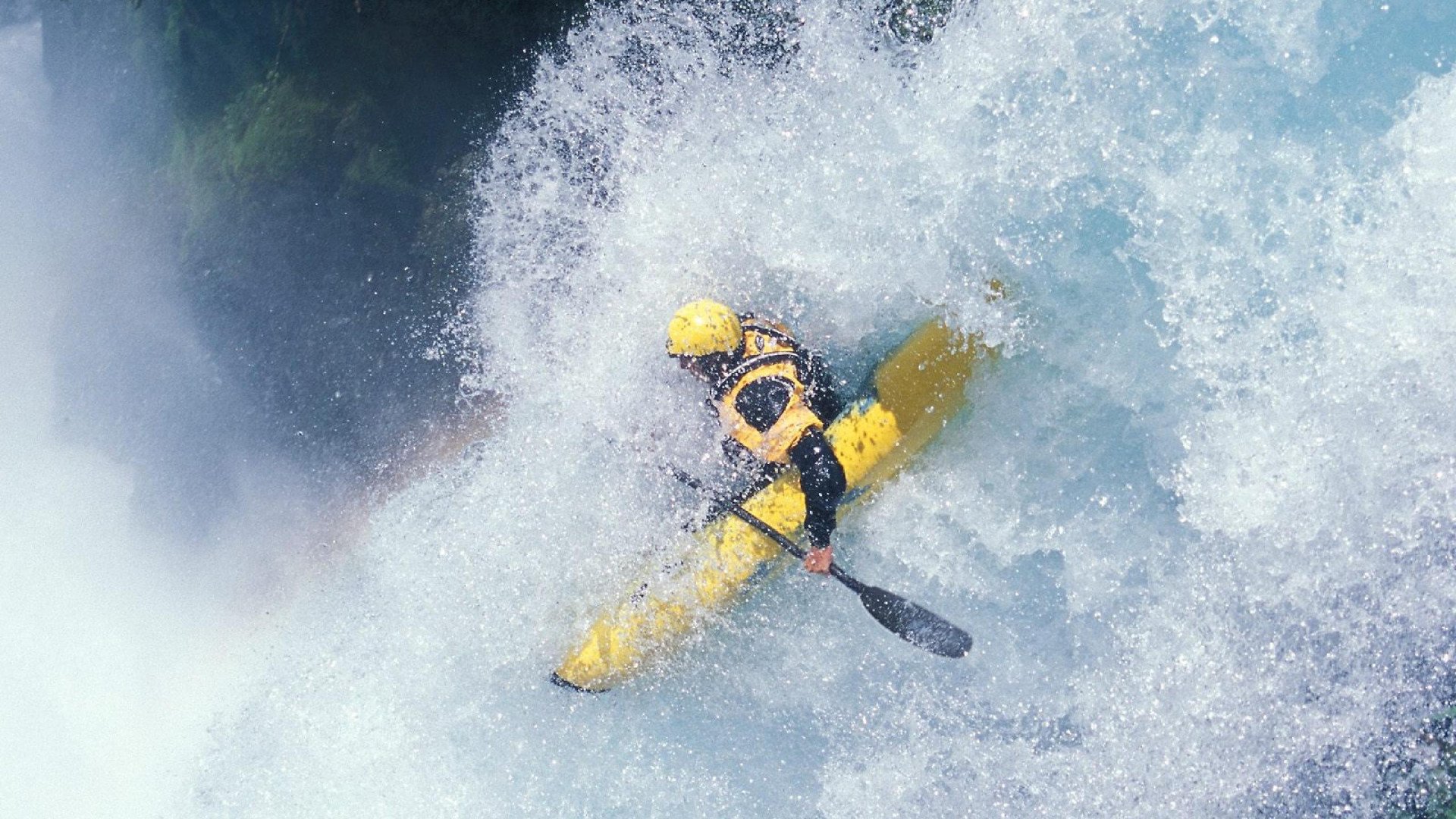 战术的胜利，巴萨精密体系压制拜仁，若日尼奥连续得分拉开差距