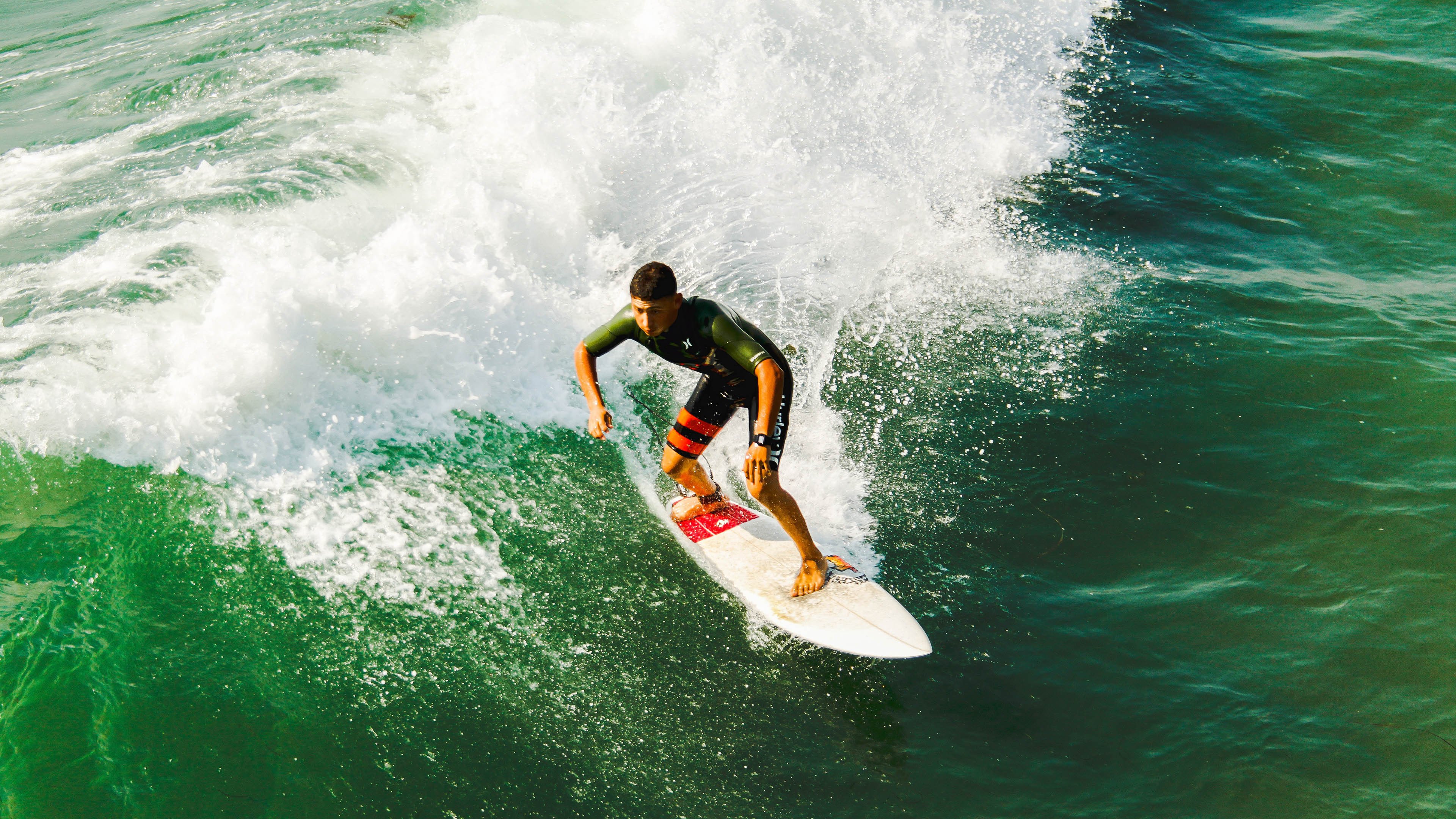 舞台越大越强，福克斯在太阳对阵魔术的夜晚点亮全场